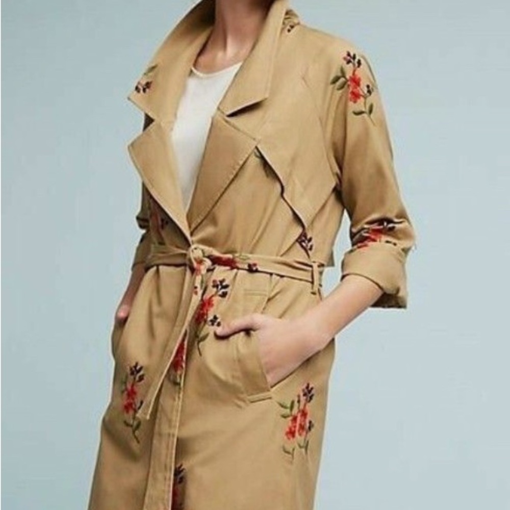 NWT- Cartonnier Floral Trench- Size L